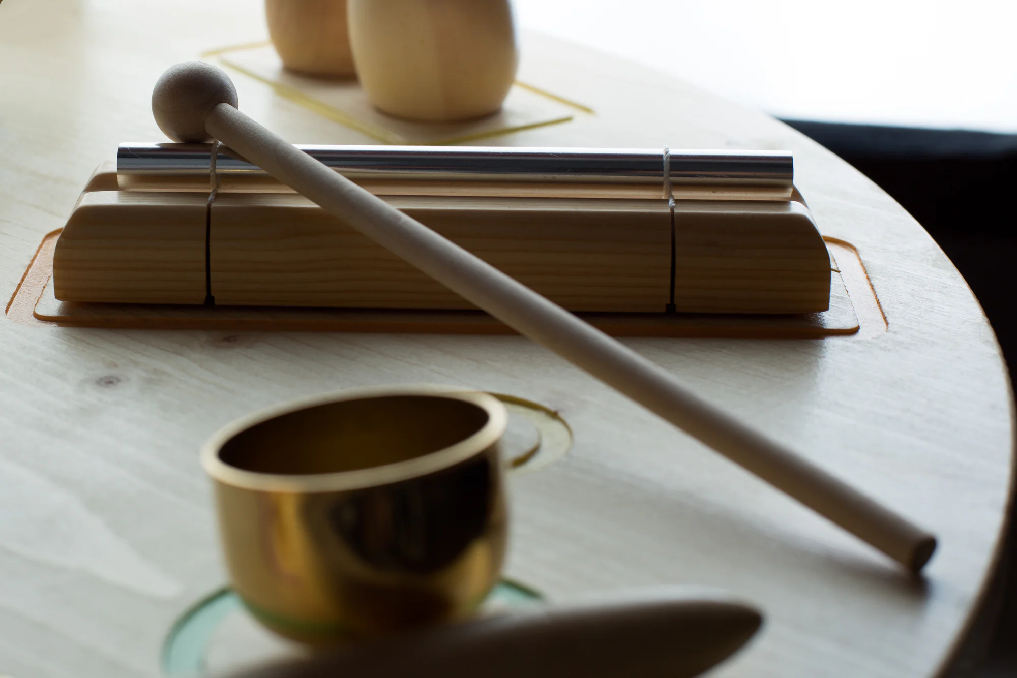 SHAKE-ASTICK Round music table - Image 12