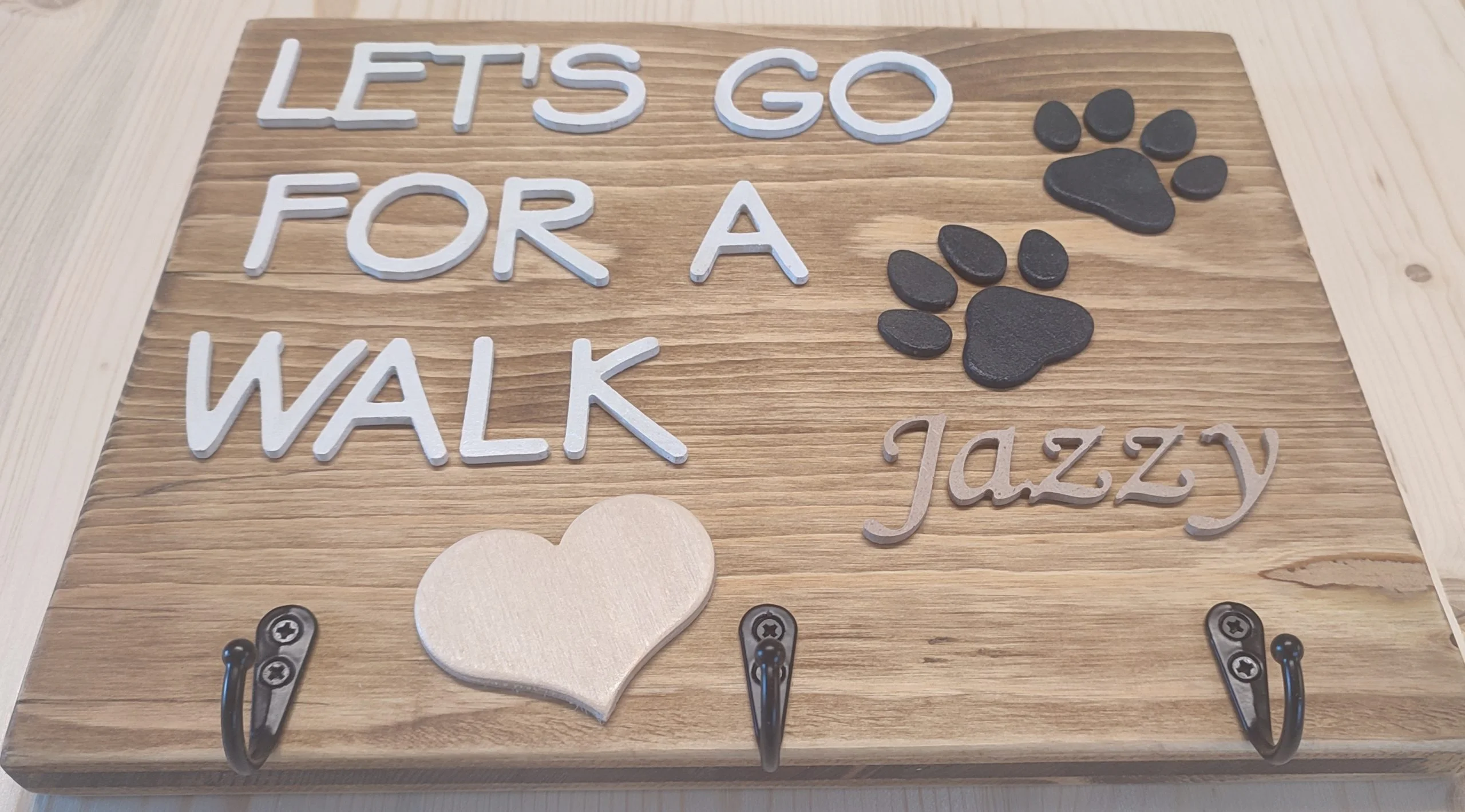 WOODEN SIGN PERSONALIZED WITH LEASH HANGERS - Image 2