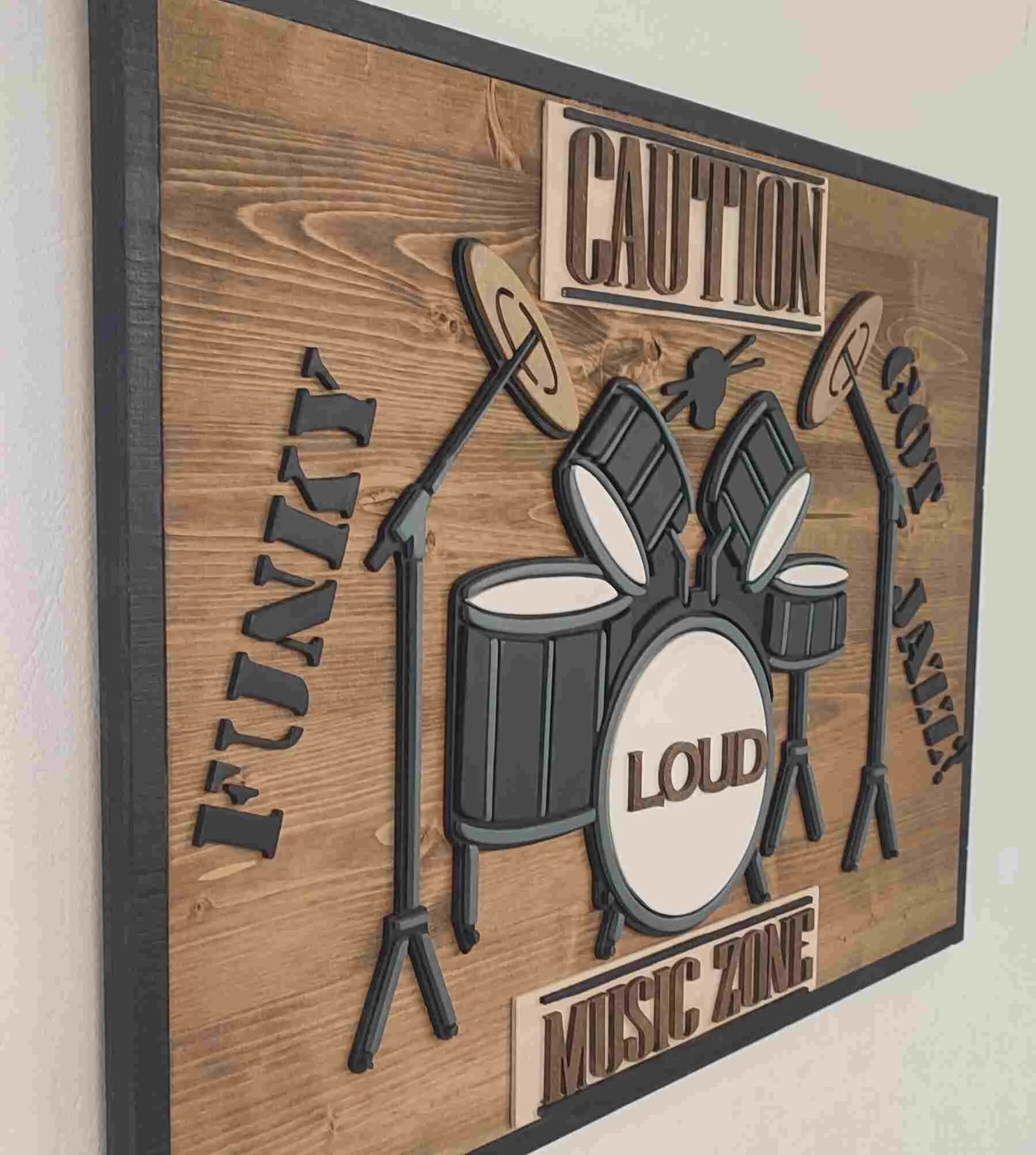 WOODEN WALL DECORATION DRUMMER - Image 2